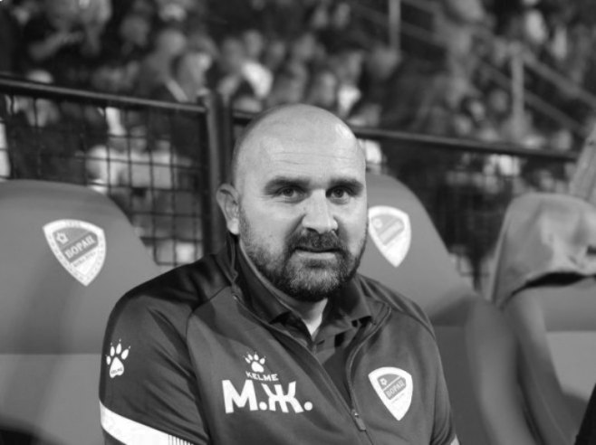 Na Gradskom stadionu knjiga žalosti povodom smrti Mladena Žižovića