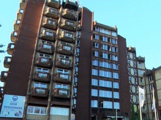 Objavljen snimak doma u Tuzli nakon požara (VIDEO)