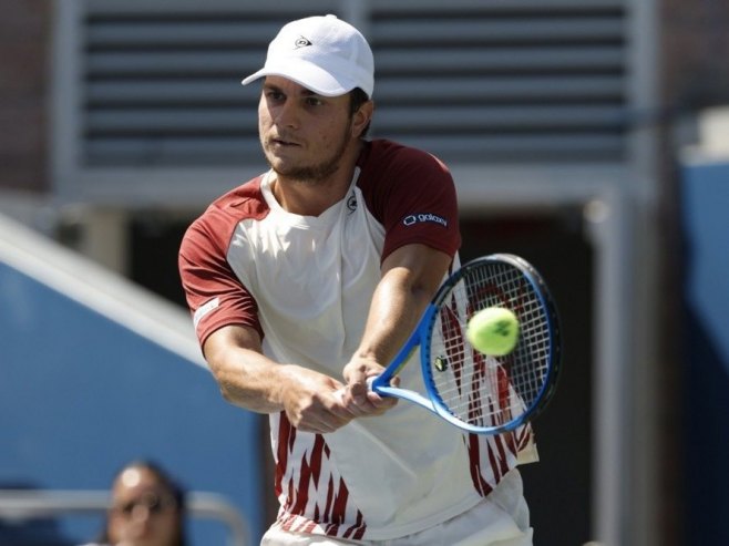 Srpski teniser Miomir Kecmanović u četvrtfinalu turnira u Atini
