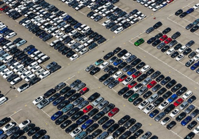 Koliko registrovanih vozila u Srpskoj je starije od 15 godina?