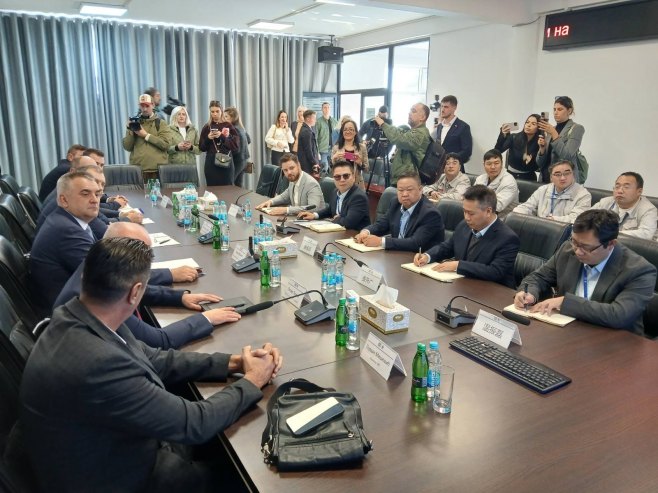 Dodik i Minić u Berkovićima; Prisustvuju prezentaciji dovodnog tunela HE "Dabar" (VIDEO)