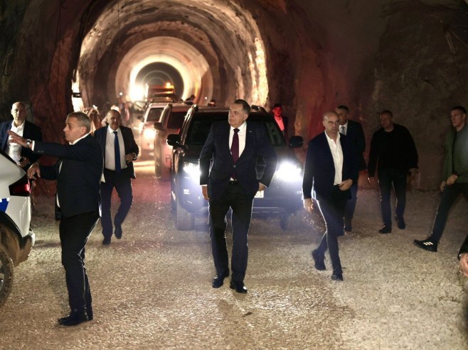 Dodik: Energija stub razvoja Srpske - nastavljamo s projektima