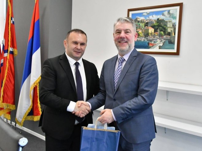 Ćosić i Šeranić (foto: facebook.com/cosic.ljubisa) Ćosić i Šeranić (foto: facebook.com/cosic.ljubisa) -