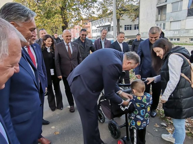 Dodik i Karan u Tesliću Dodik i Karan u Tesliću - Foto: SRNA