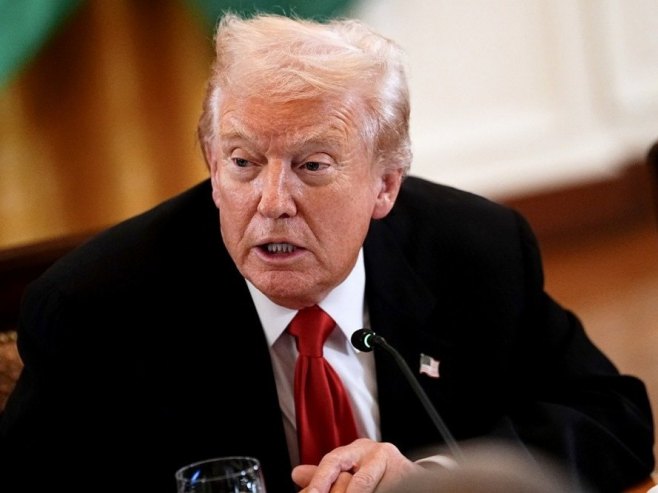 Tramp: Svaki Amerikanac od carina dobija po 2.000 dolara