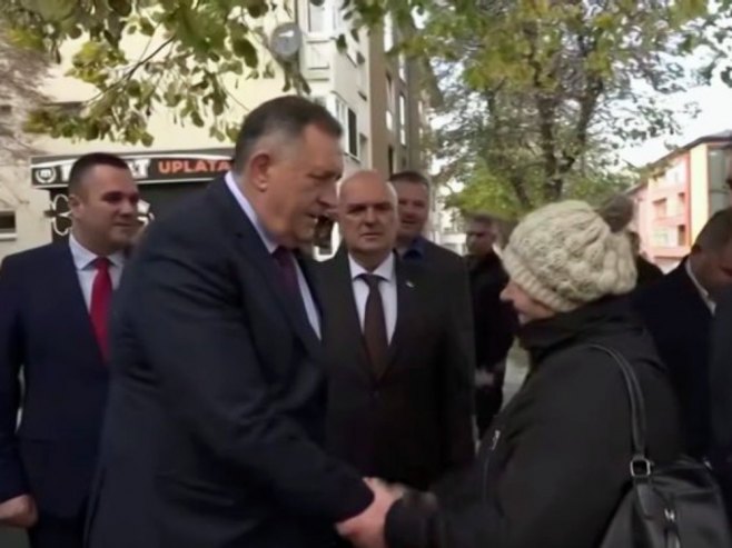 Dodik: Dugujemo zahvalnost svima koji su svoj život utkali u temelje Srpske; Njihove porodice da imaju dostojan život (VIDEO)