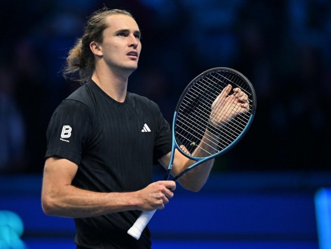 Aleksandar Zverev (foto: EPA/Alessandro Di Marco) - 