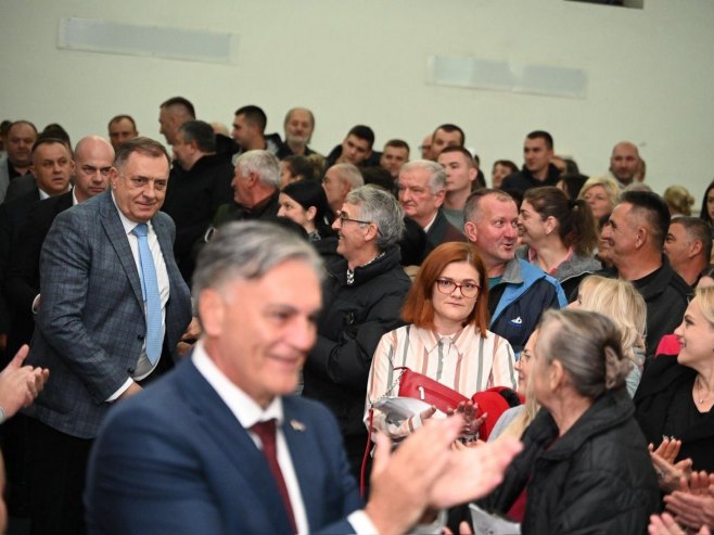 Razgovor sa građanima Rogatice (Banjaluka.net/aleksandarstupar) - 