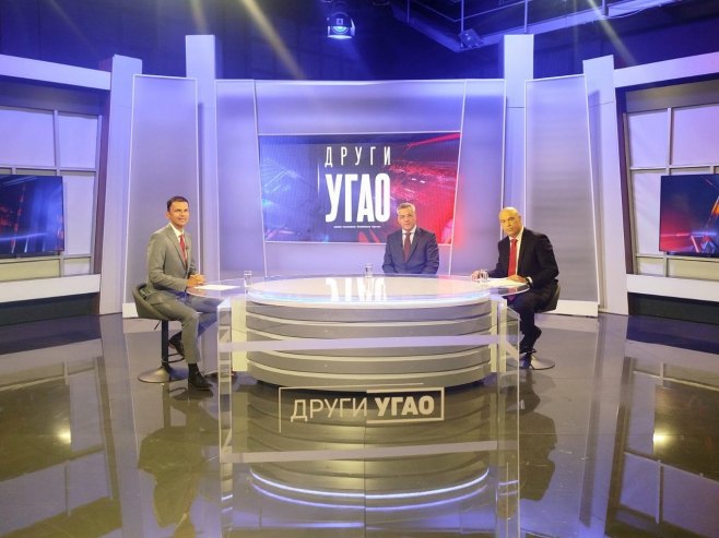 Drugi ugao: Ustavni sud u sporu sa Ustavom? (VIDEO)