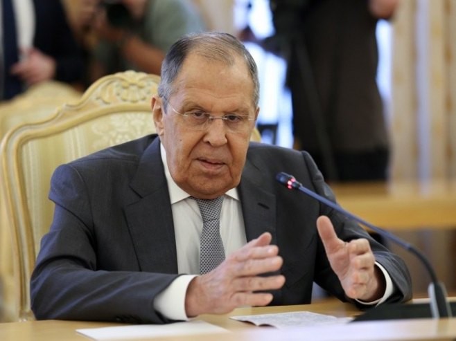 Lavrov: Britanija primjenjuje taktiku "zavadi, pa vladaj"