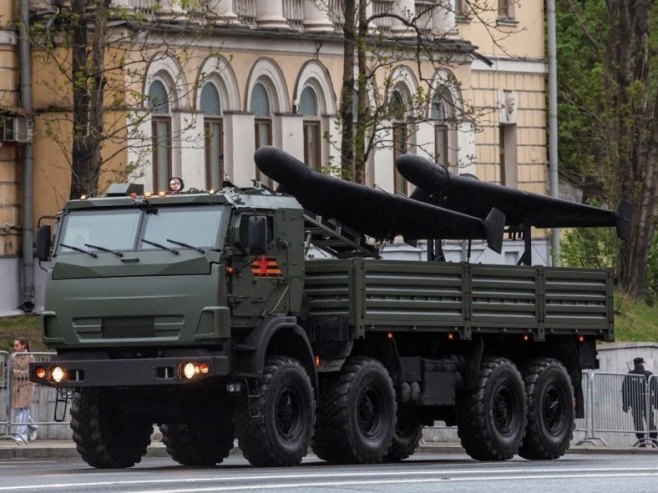 Dronovi (foto: EPA/MAXIM SHIPENKOV - ilustracija) - 