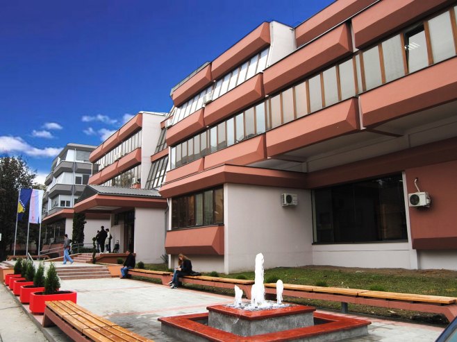 Medicinski fakultet Univerziteta u Banjaluci - vodeća akademska ustanova u Srpskoj (VIDEO)