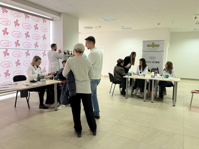 Aktivnostima na UKC Srpske organizovan Svjetski dan borbe protiv dijabetesa (FOTO)