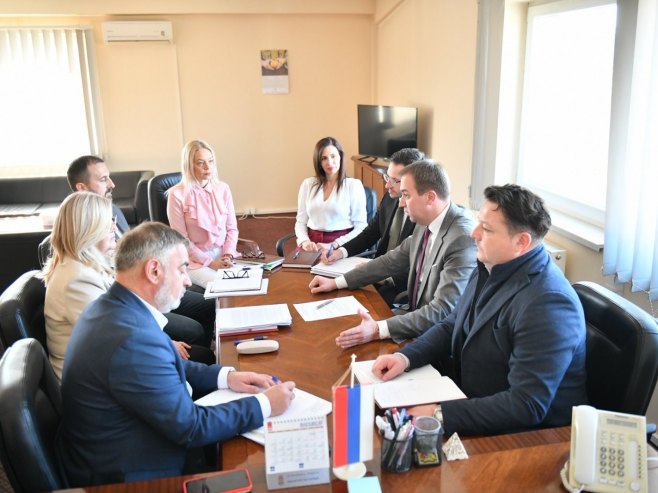 Selak posjetio Agenciju za upravljanje oduzetom imovinom Selak posjetio Agenciju za upravljanje oduzetom imovinom - Foto: Ustupljena fotografija