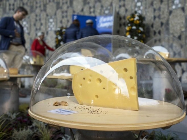 Švajcarski grijer proglašen za najbolji sir na svijetu