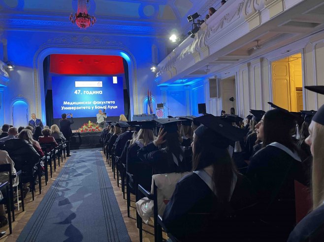 Medicinski fakultet u Banjaluci iznjedrio više od 3.000 doktora medicine