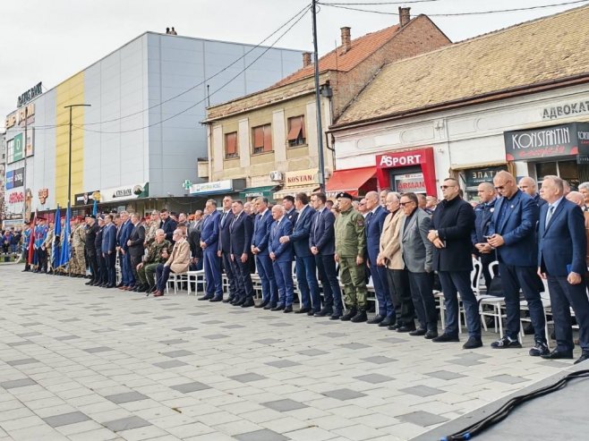 Minić: Došao sam da se poklonim poginulim, ranjenim ali i preživjelim specijalcima