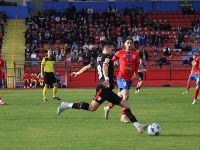 Pomen na Mladena Žižovića, Gradski stadion Banjaluka Pomen na Mladena Žižovića, Gradski stadion Banjaluka - Foto: ZIPAPHOTO/Borislav Zdrinja