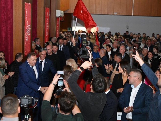 SNSD Derventa (foto: banjaluka.net/aleksandarstupar) SNSD Derventa (foto: banjaluka.net/aleksandarstupar) -