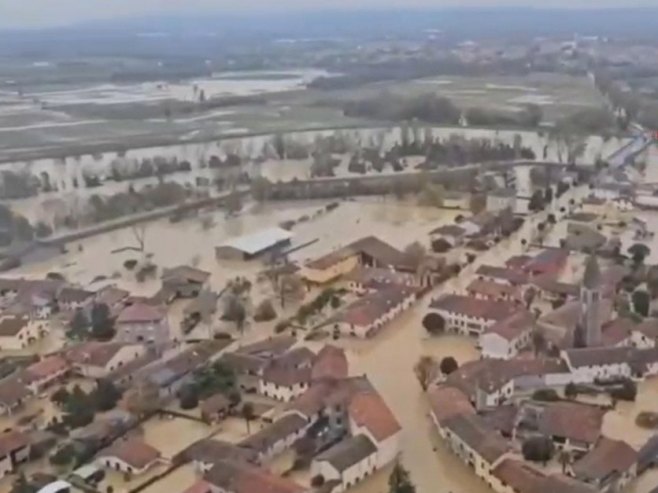 Veliko nevrijeme pogodilo Italiju i Sloveniju; Odron srušio trospratnicu, dvije osobe nestale (VIDEO)