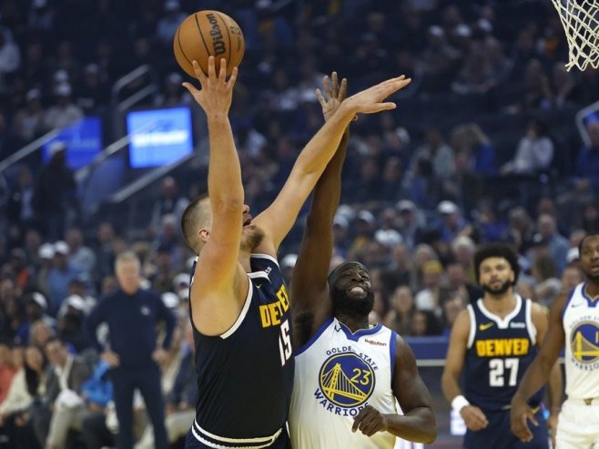 Nikola Јokić (foto: EPA/JOHN G. MABANGLO SHUTTERSTOCK OUT) - 