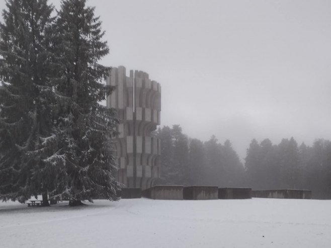 Na Kozari pao prvi snijeg