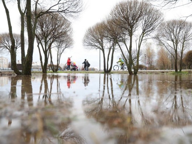 U Moskvi izmjereno rekordnih 9,9 Celzijusovih stepeni