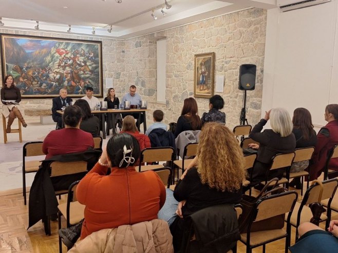 Peta knjiga poezije Јovana Bratića promovisana u Trebinju