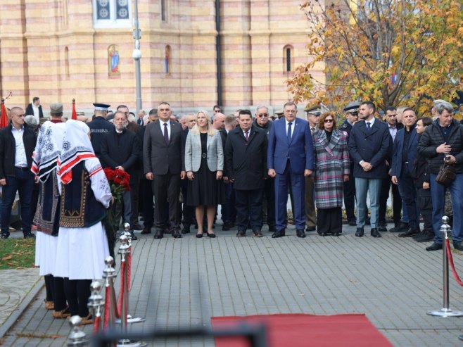 Dodik: Dan kada se znalo da je snaga srpskog naroda neupitna i nepokolebljiva (FOTO)
