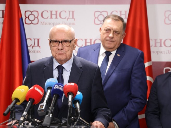 Trifunović: Udruženje penzionera podržava vlast, jer vlast podržava nas (VIDEO)