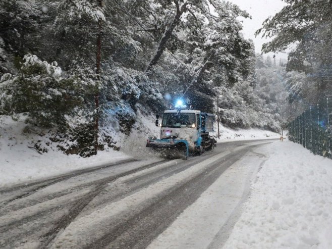 Francuska na udaru talasa hladnog vremena, u Il de Frans uveden narandžasti metoalarm