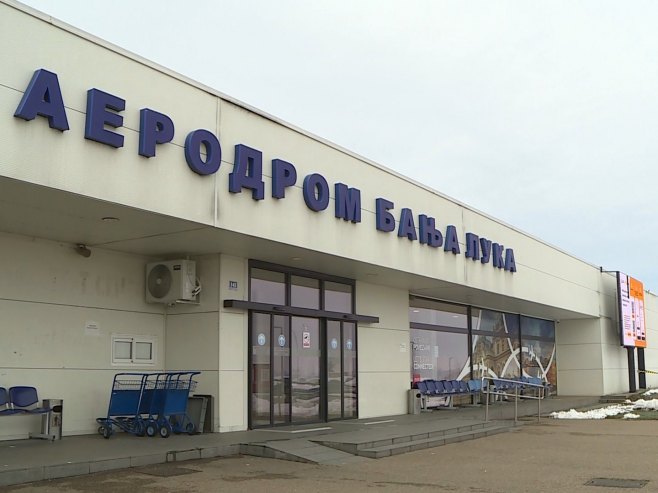 Završeni radovi na pisti Aerodroma Banjaluka - značajan doprinos bezbjednosti i funkcionalnosti (VIDEO)