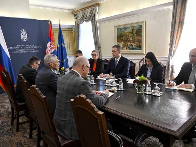 Đurić i Bocan-Harčenko o bilateralnim pitanjima, regionalnim i geopolitičkim izazovima