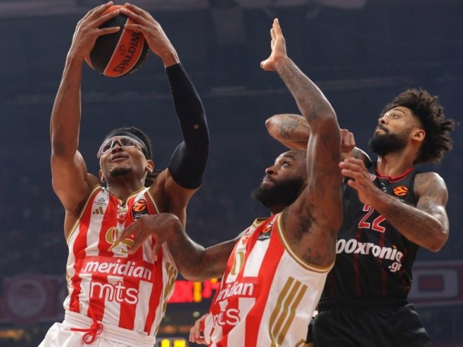 Košarkaši Crvene zvezde velikim preokretom pobijedili bratski klub Olimpijakos