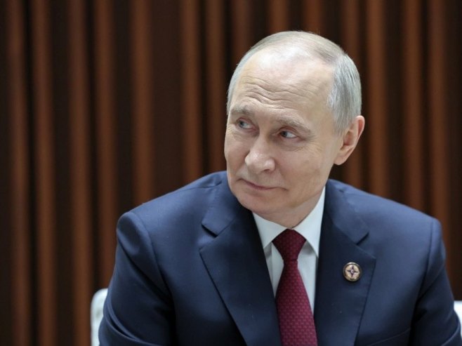 Vladimir Putin (foto: EPA/ALEXANDER KAZAKOV) - 