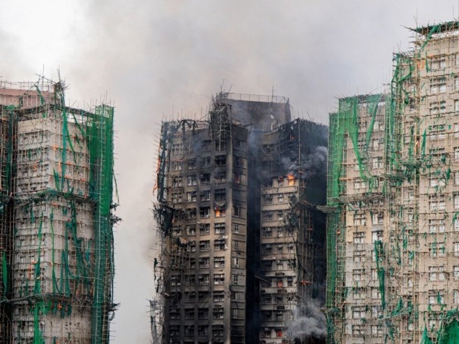 Broj poginulih u Hong Kongu povećan na 75 (VIDEO)