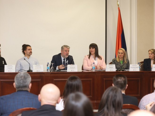 Panel diskusija "Za zdravlje muškaraca" Panel diskusija "Za zdravlje muškaraca" - Foto: Ustupljena fotografija