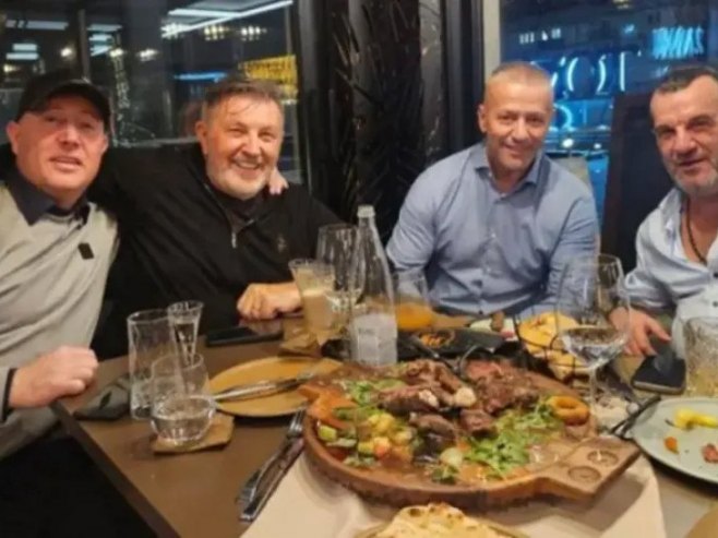 Fotografija Nasera Orića i Ace Lukasa (foto: glassrpske.com) - 