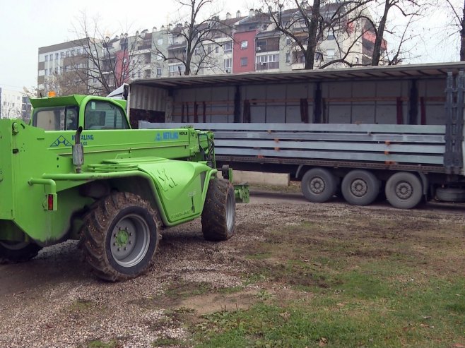 Do kada će navijači Borca utakmice sa istočne tribine pratiti bez krova nad glavom? (VIDEO)