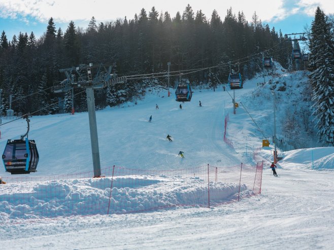 Na Јahorini ozvaničen početak zimske turističke sezone (VIDEO)