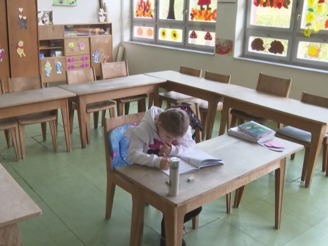 Osnovna škola u Gornjem Liplju kod Teslića sa samo jednim đakom (VIDEO)