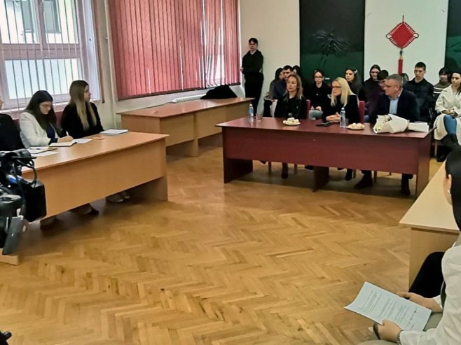 Projekti mladih protiv nasilja nad ženama - 