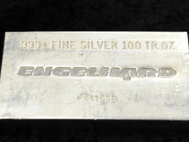 Srebro privlači sve veću pažnju kupaca, naročito otkad je skočila cijena zlata