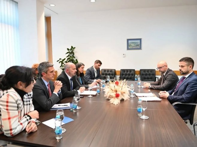 Amidžić na sastanku sa Flemingom: Konstruktivan dijalog od vitalnog je značaja za napredak i prosperitet