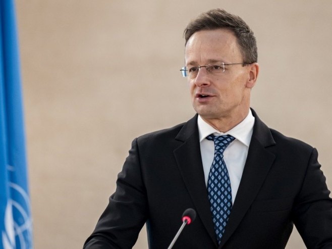 Sijarto: Kijev nastavlja da krši ljudska prava Ukrajinaca