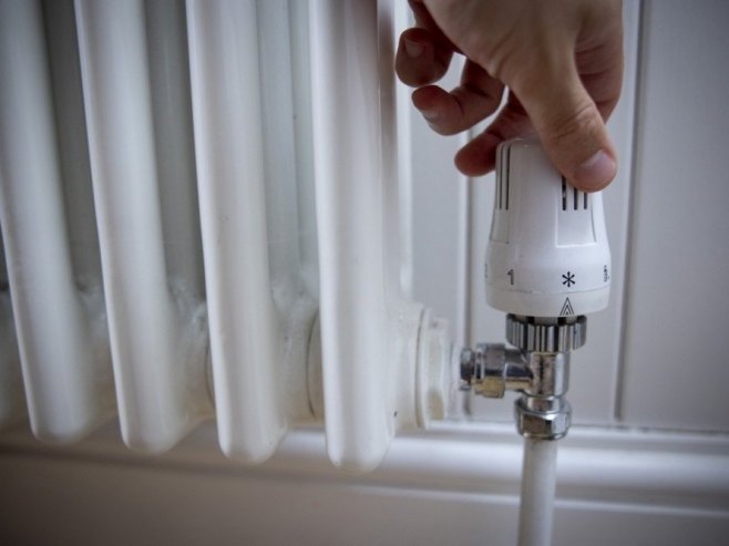 Grijanje (Foto: EPA/TOLGA AKMEN/ilustracija) Grijanje (Foto: EPA/TOLGA AKMEN/ilustracija) -