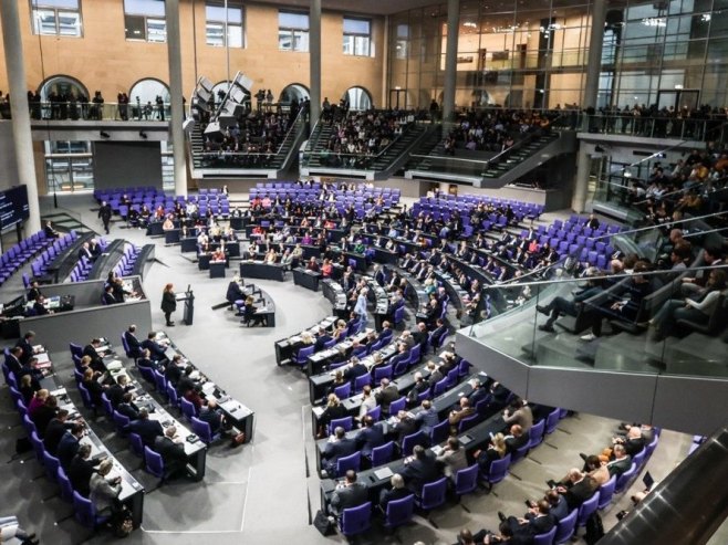 Bundestag o 30 godina Dejtona; Poslanik AFD-a: Srbi neće promijeniti svoj izbor pod međunarodnim pritiskom (VIDEO)