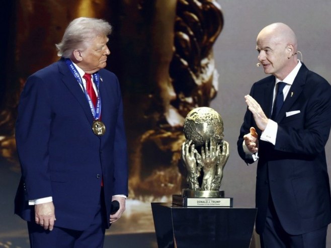 Tramp dobitnik Fifine nagrade za mir