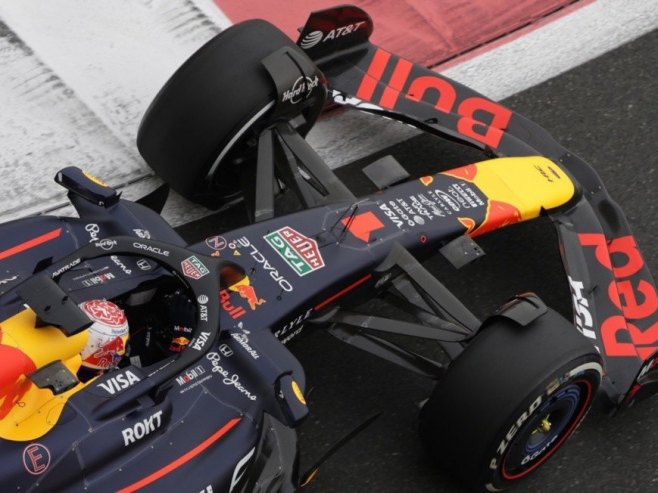 Maks Ferstapen osvojio pol poziciju za odlučujuću trku u šampionatu Formule 1