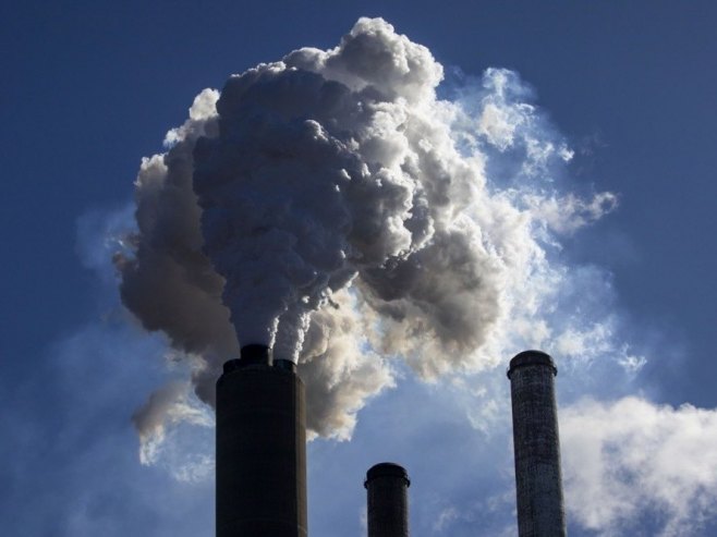 Industrija ilustracija (foto: EPA/JUSTIN LANE) - 